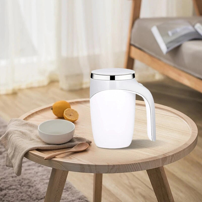 MagnetoBlend™ Aufladbare automatische Rührkaffeetasse